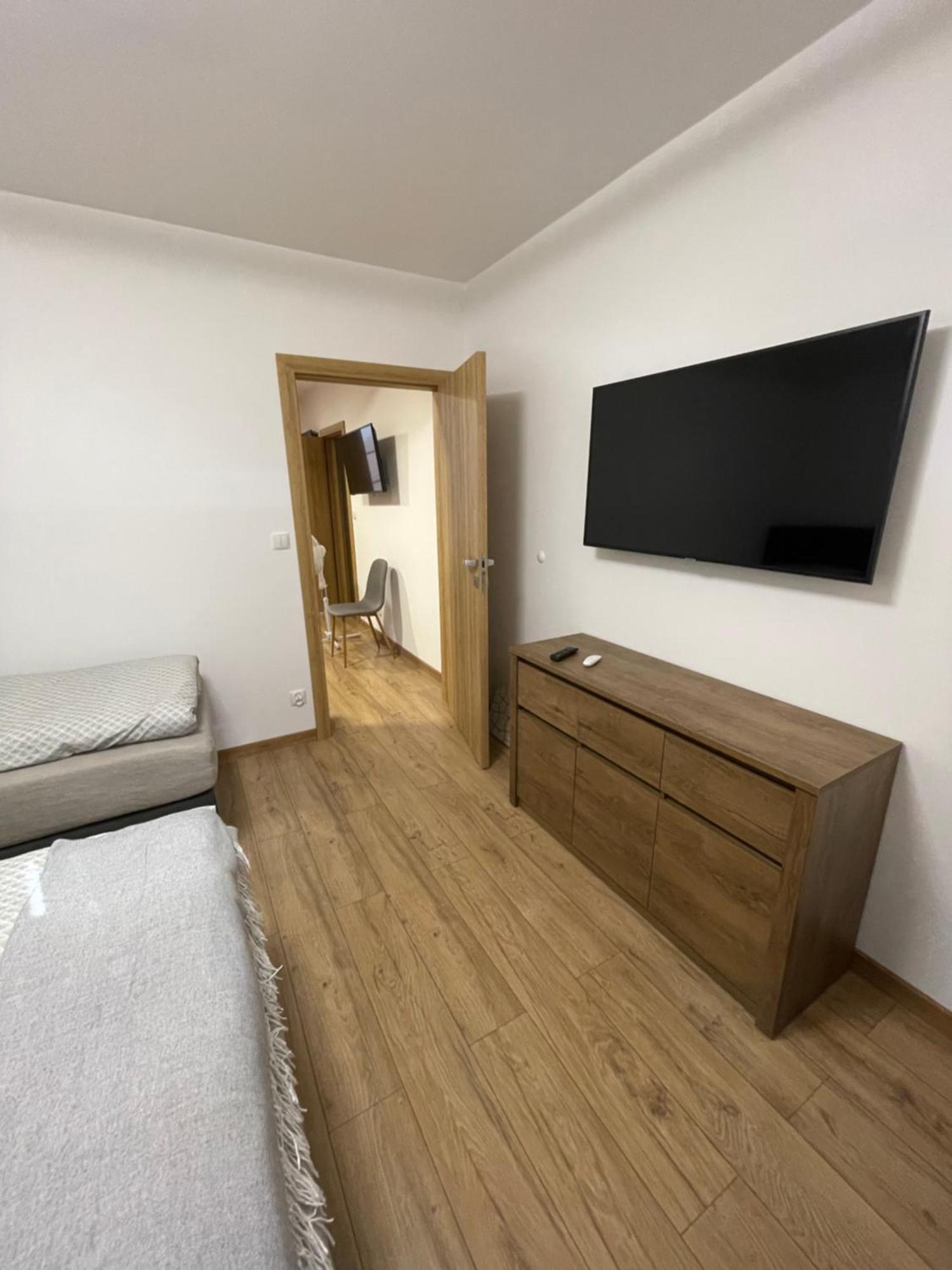 Hostel Route 7 *